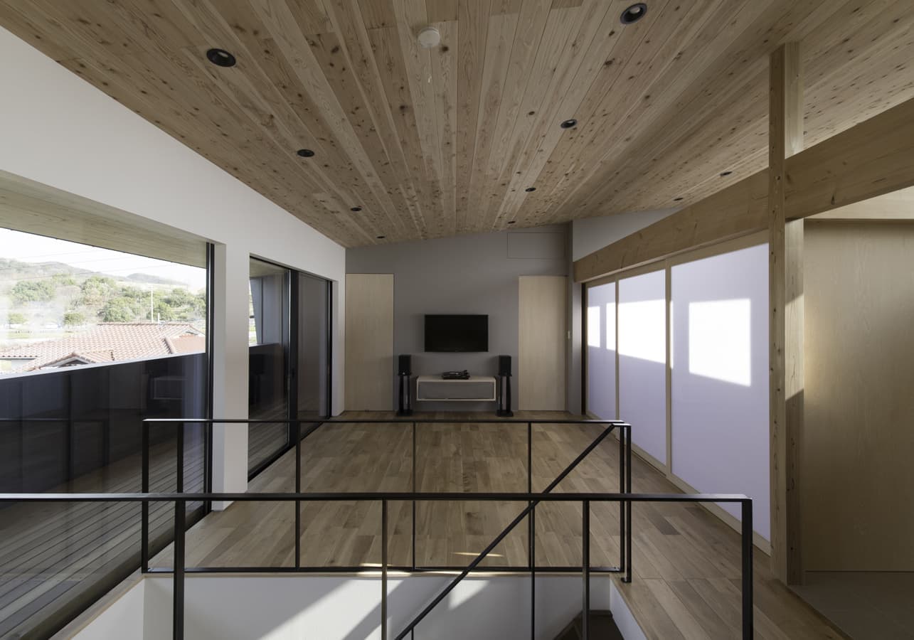 リビング客室引戸を閉めた状態