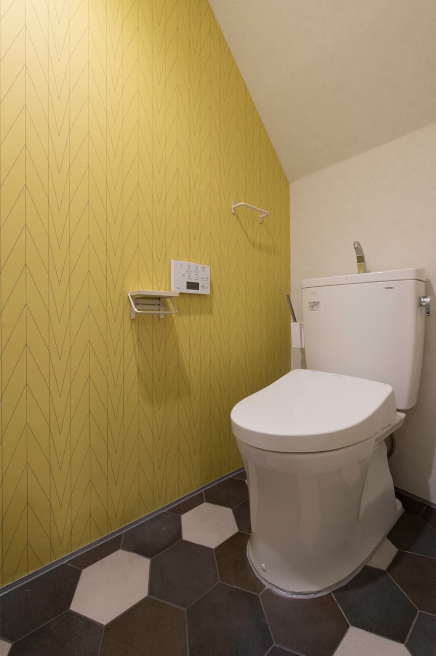 差し色のトイレ