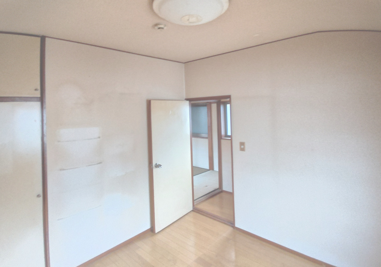 ビフォー2F個室2