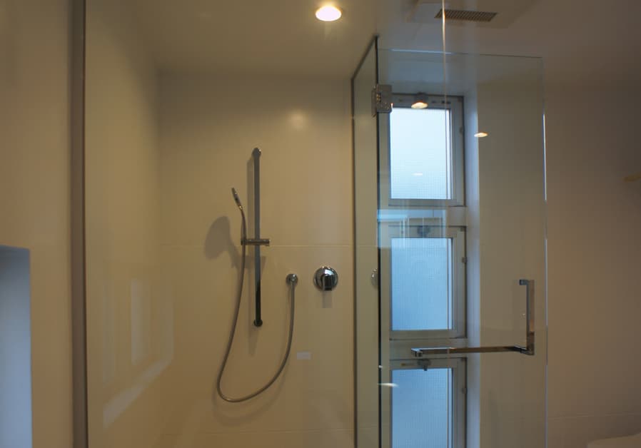 在来浴室シャワースペース