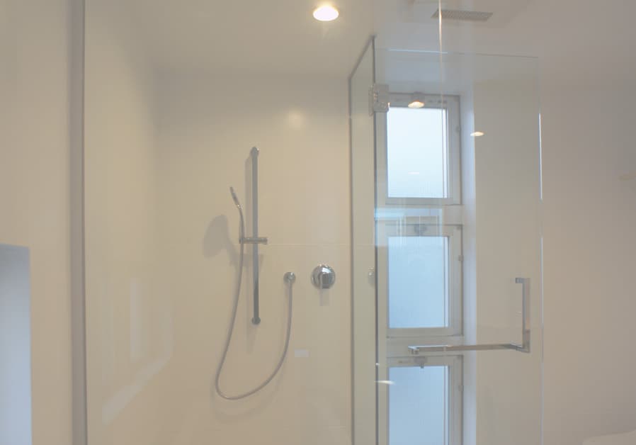 在来浴室シャワースペース