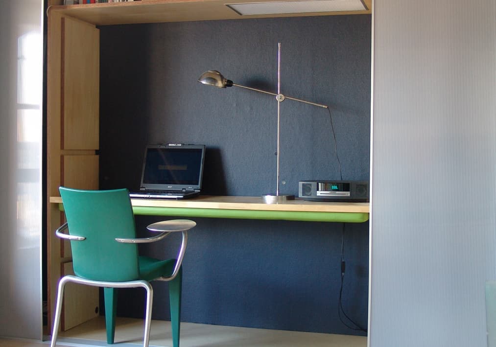 可変家具デスク状態