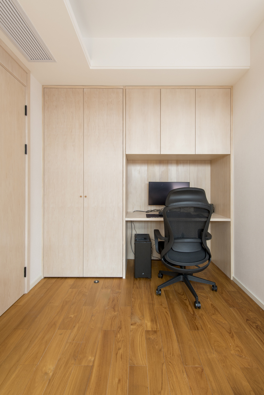 個室2-ワークスペース