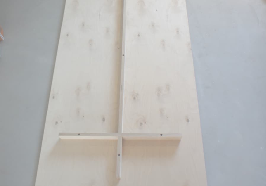 天板裏にたれ留め