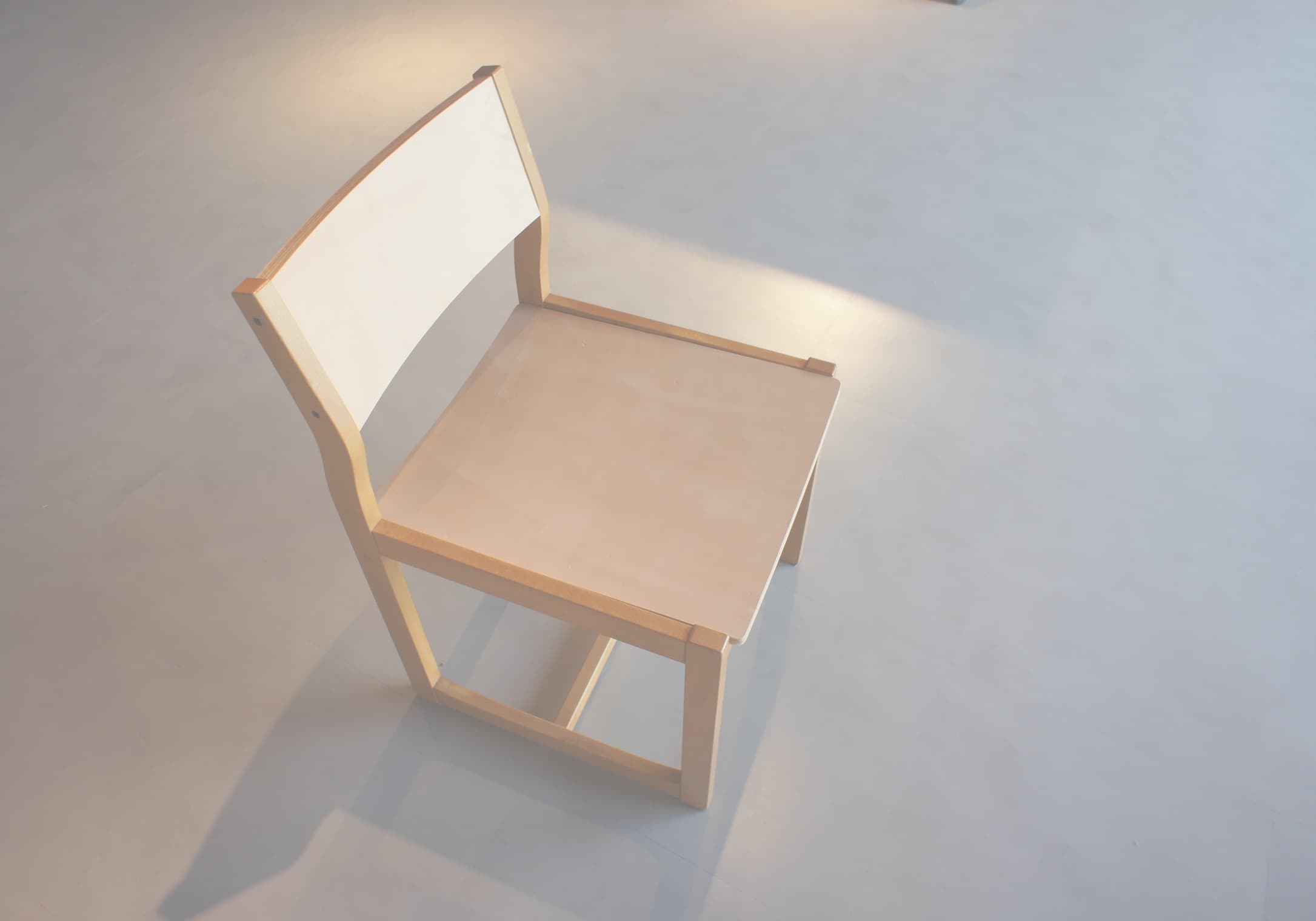 図書室椅子皮革再生家具