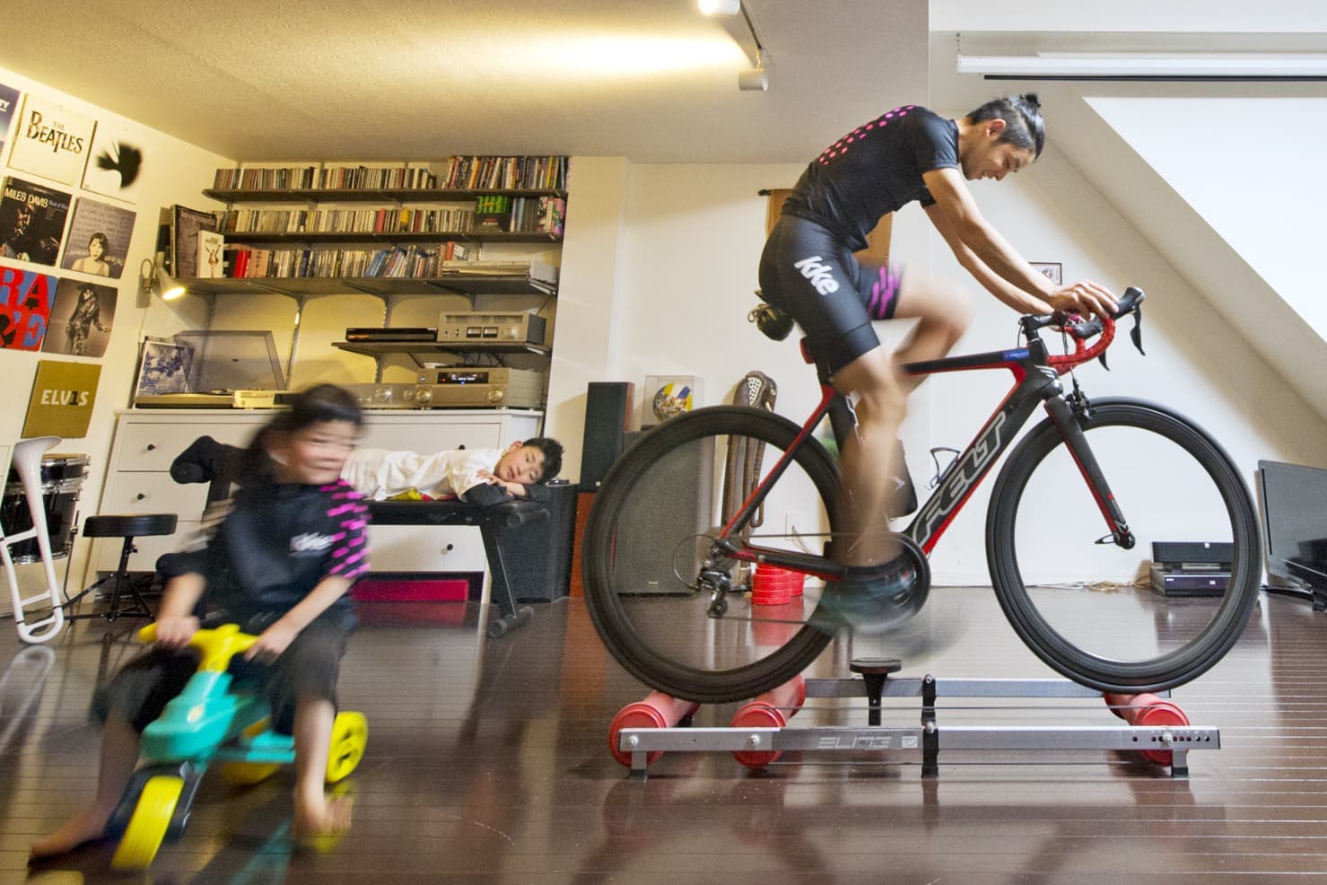 地下でサイクルトレーニング