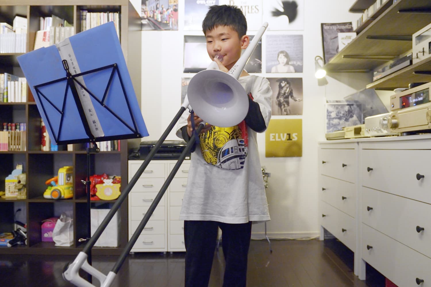 地下で楽器練習