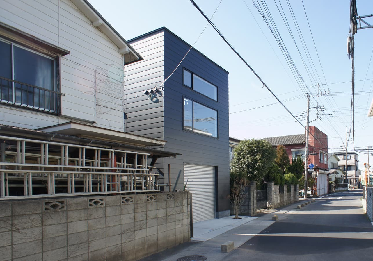 2つの庭と3つのリビング