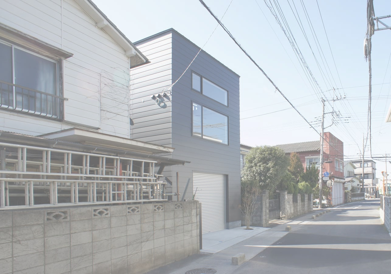 2つの庭と3つのリビング