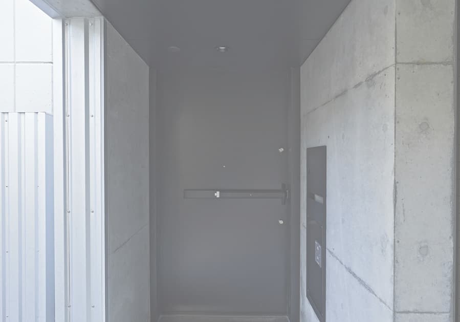 プッシュオープンドア