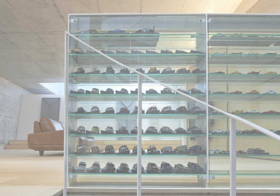 ハンドレールショウケース